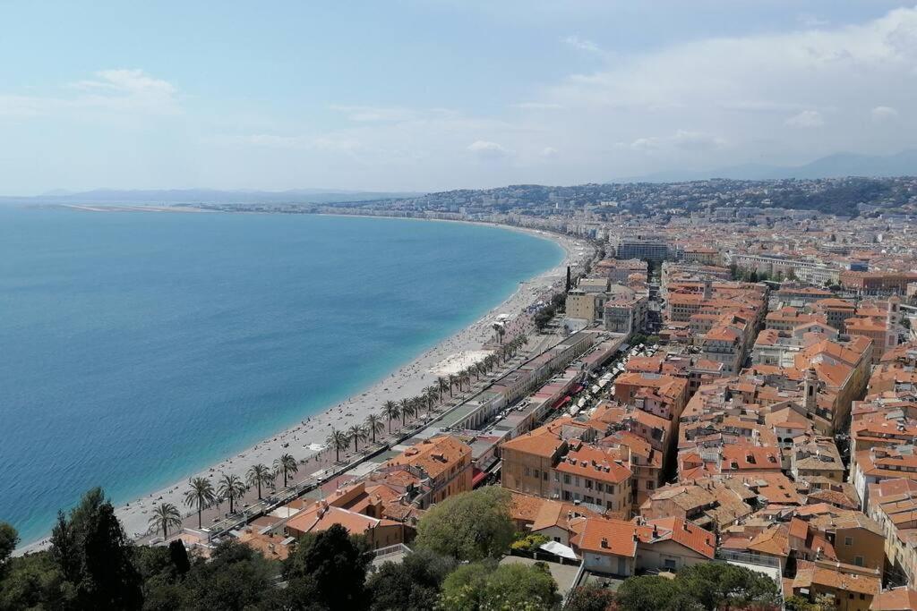 Private Room In Shared Apartment In The Center Of Nizza Esterno foto